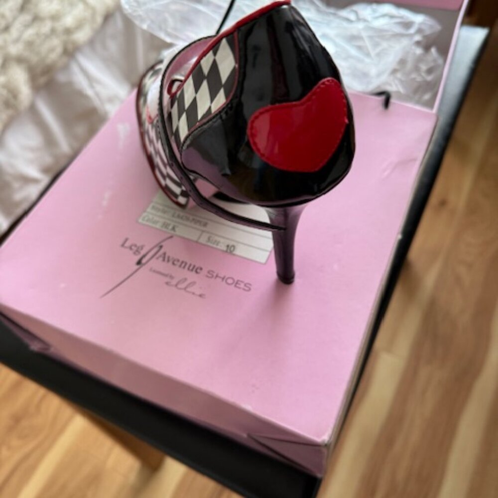 Leg Avenue shoes by Ellie "Queen of Hearts" heels. sz 10 - Picture 3 of 4